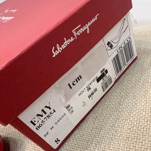 Ferragamo Patent Leather Zeri Pointed Toe Ballet Flats - Picture 7 of 7